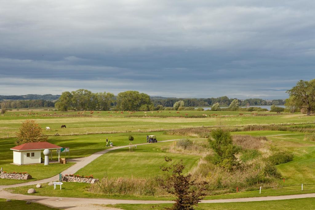 Landhotel Schloss Teschow Teterow Luaran gambar