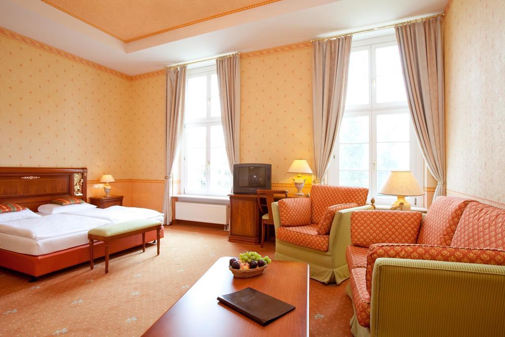 Landhotel Schloss Teschow Teterow Bilik gambar